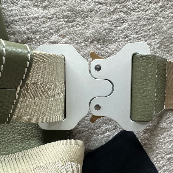 Saddle Bag
Khaki Grained Calfskin - Picture 12 of 16